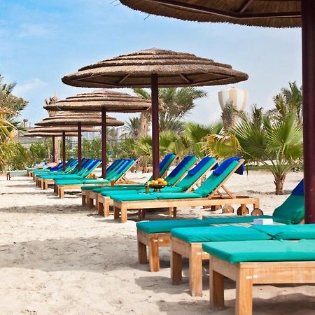 Sahara Beach Resort & Spa Шарджа Екстер'єр фото Beach at Jumeirah Beach Hotel