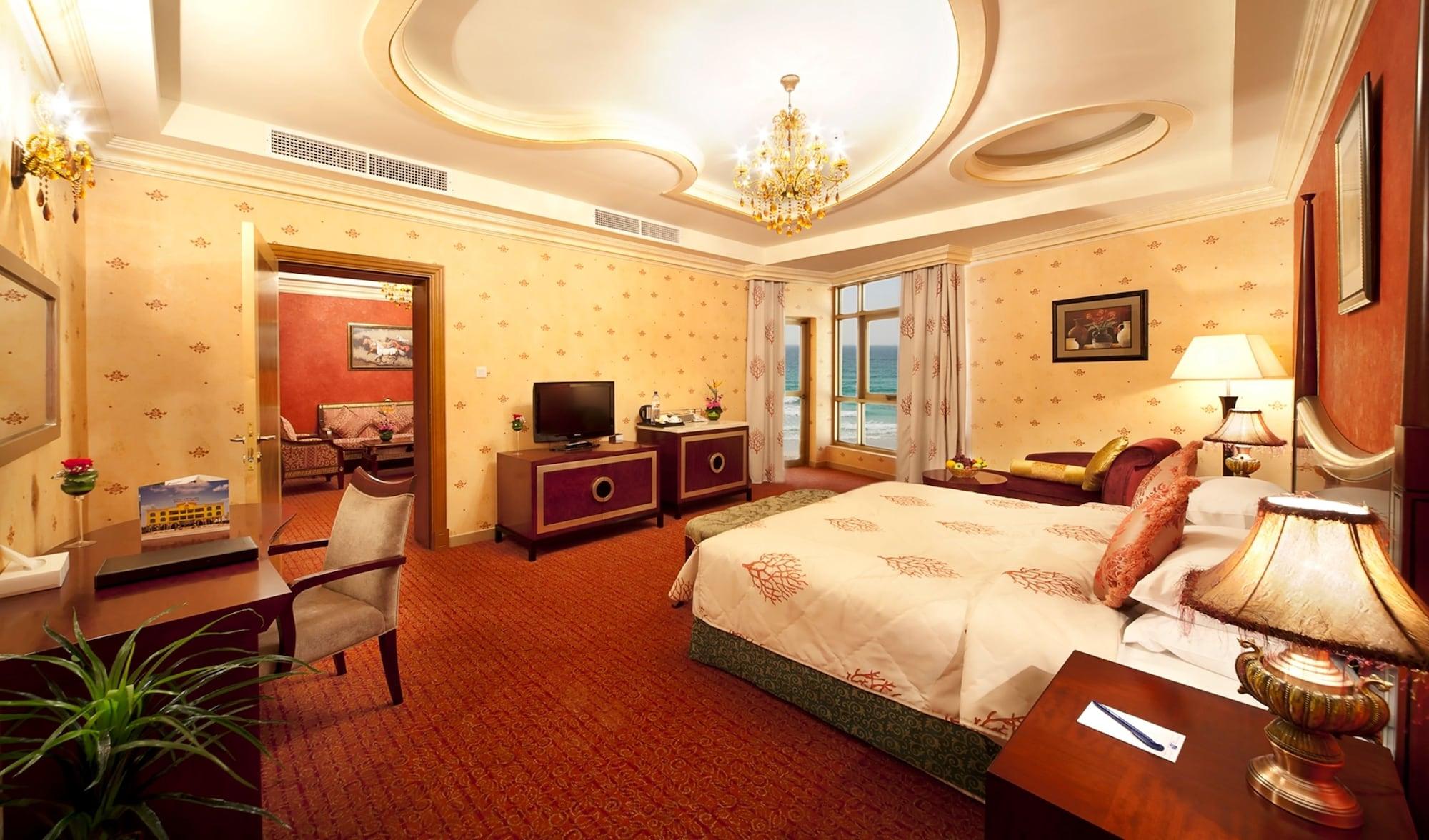Sahara Beach Resort & Spa Шарджа Екстер'єр фото A suite at the hotel