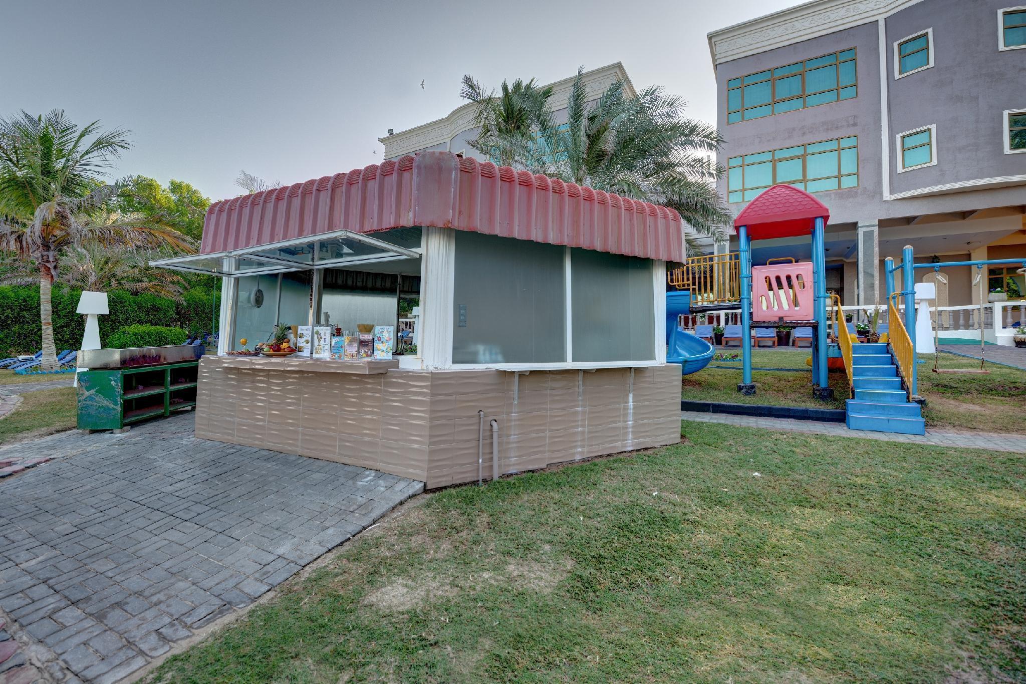Sahara Beach Resort & Spa Шарджа Екстер'єр фото The school's cafeteria