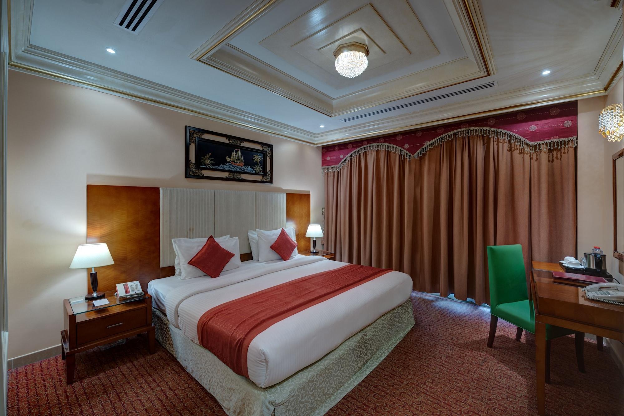 Sahara Beach Resort & Spa Шарджа Екстер'єр фото A bedroom at the hotel