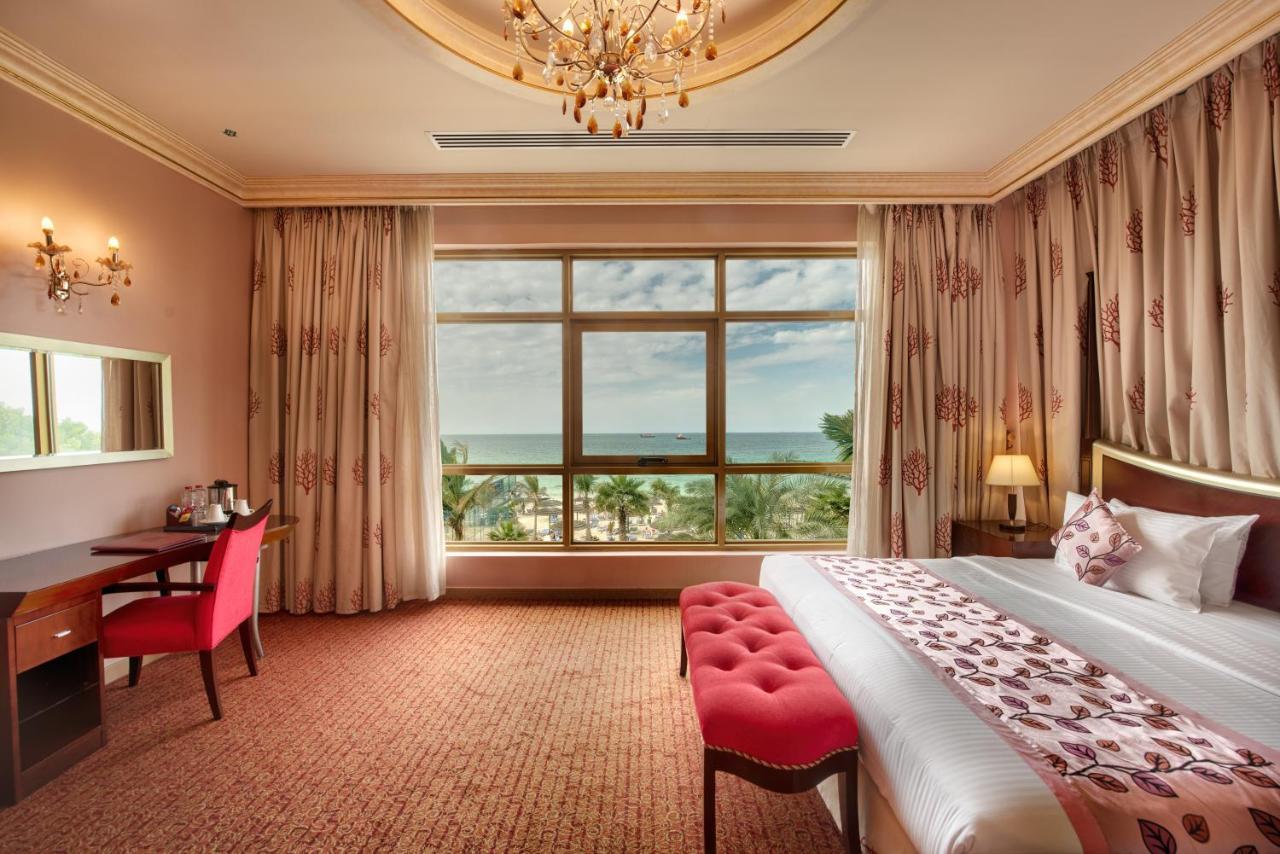 Sahara Beach Resort & Spa Шарджа Екстер'єр фото