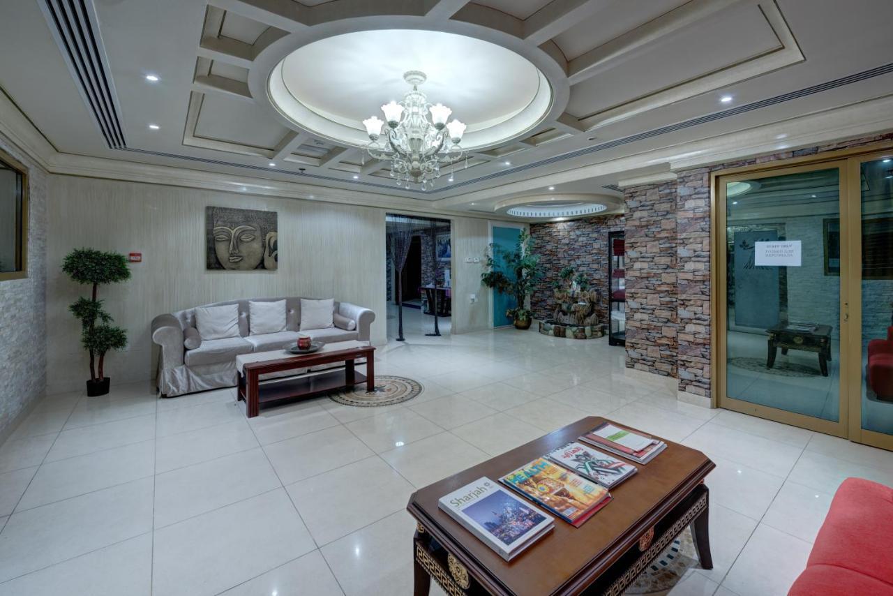 Sahara Beach Resort & Spa Шарджа Екстер'єр фото Lobby